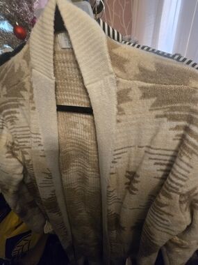 Time and Tru Beige & Cream Open Knit Cardigan